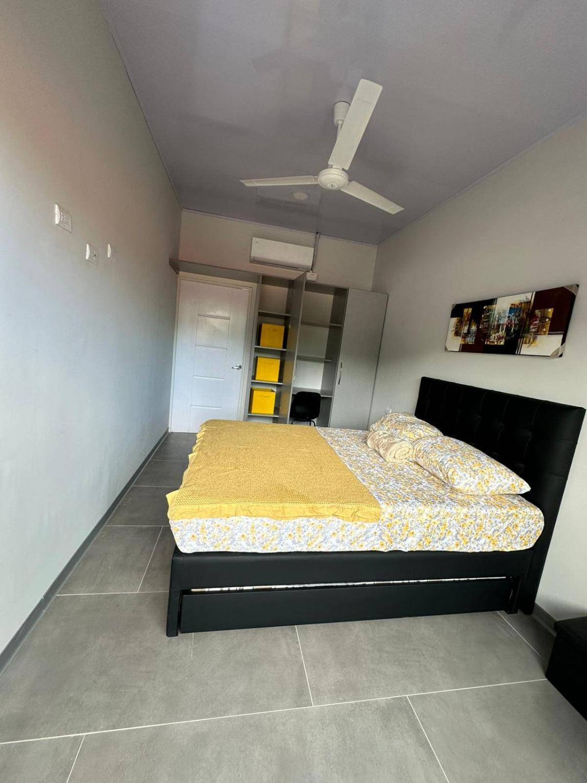 Casa Mariposa A 500 Metros De La Playa Full Equipada Espacio Y Precio A Tu Medida Posibilidad De Alquilar La Casa Entera, Dos Abajo O 2 Cuartos Con Banos Privados En La Planta Alta 1 A 22 Personas Appartement Playa Herradura (Puntarenas)