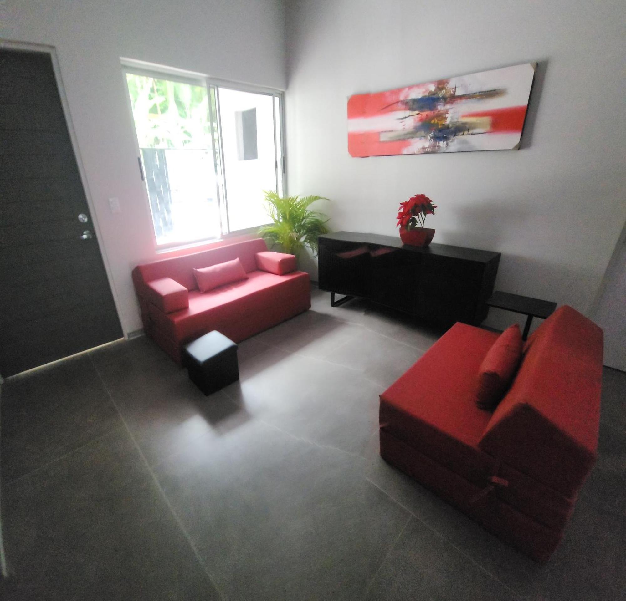 Casa Mariposa A 500 Metros De La Playa Full Equipada Espacio Y Precio A Tu Medida Posibilidad De Alquilar La Casa Entera, Dos Abajo O 2 Cuartos Con Banos Privados En La Planta Alta 1 A 22 Personas Playa Herradura (Puntarenas)